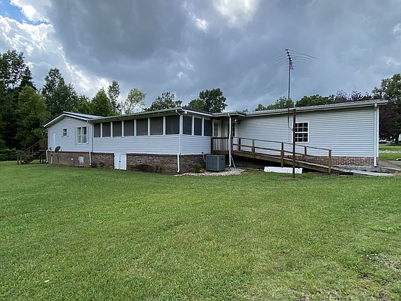 5th image of 243 Lakewood Dr
