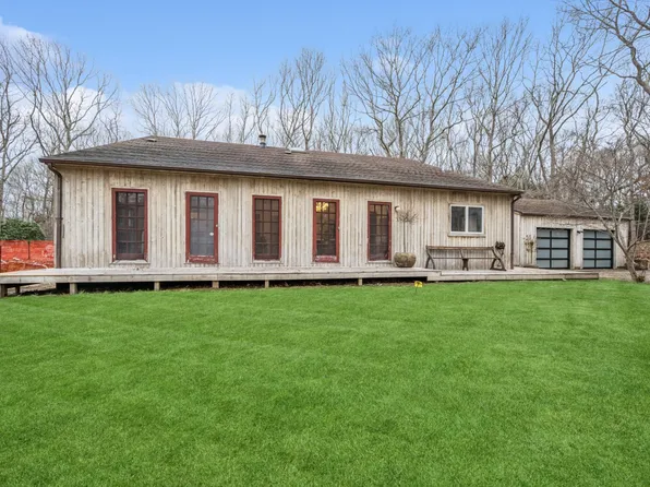 24 Old Farm Rd, Bridgehampton, NY 11932