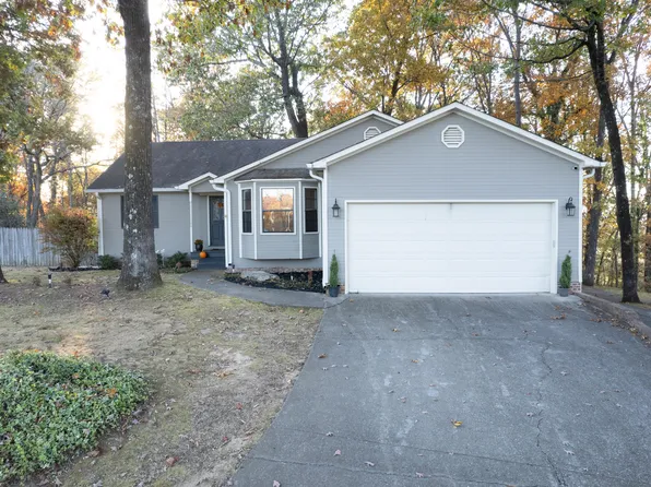 40 E Carolyn Cir, Ringgold, GA 30736