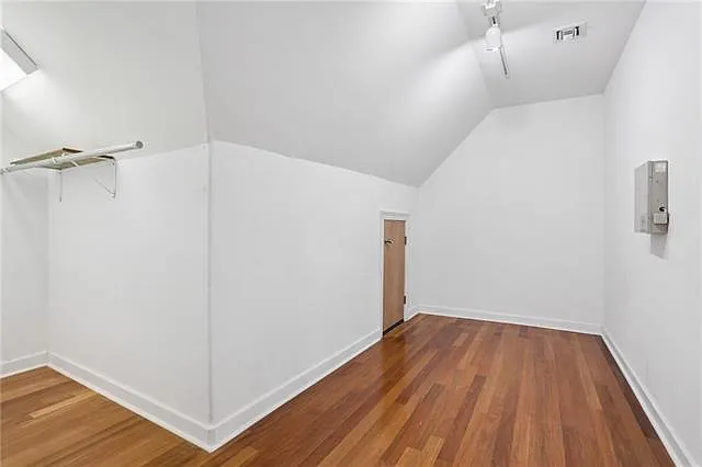 661 E William David Pkwy — Photo 21