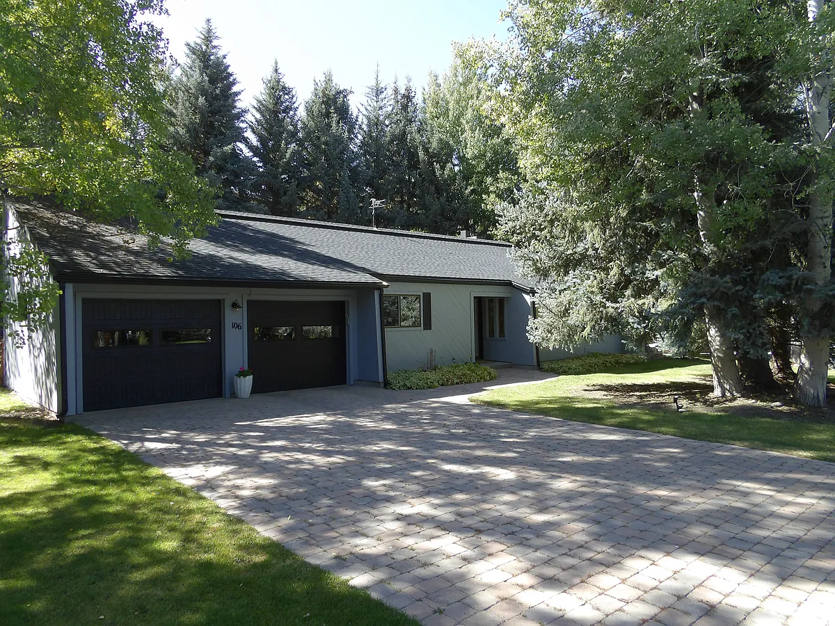 Building Photo - 106 Mayleaf Rd