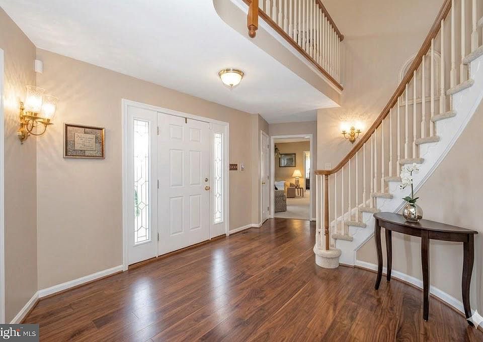 1st image of 4810 N Reyburn Ct