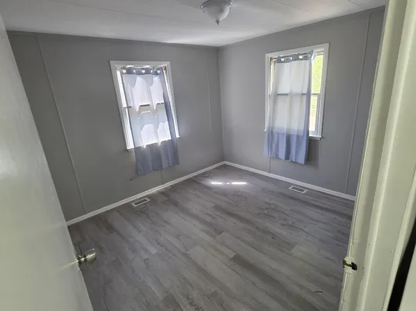 2082 Richmond Hwy, Stafford, VA 22554