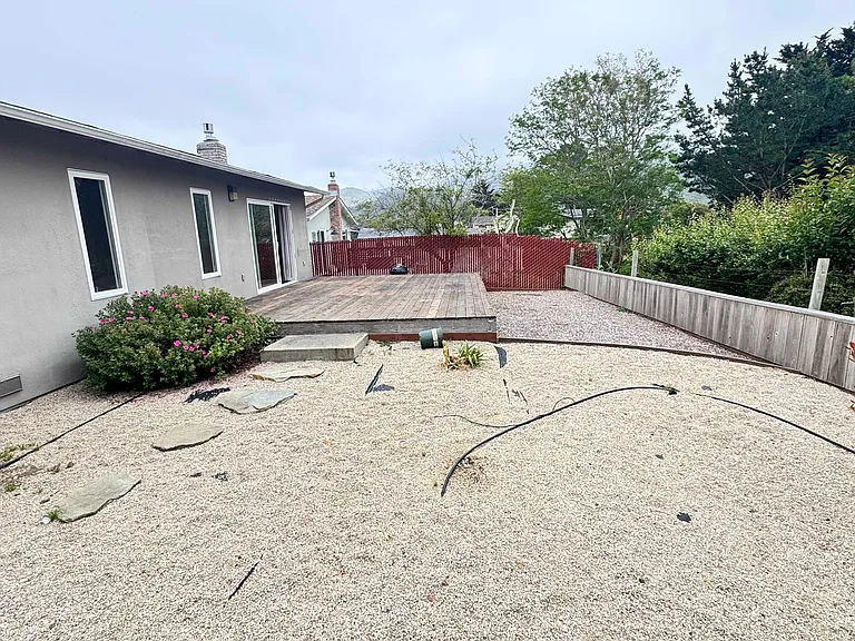 1134 Manzanita Dr — Photo 22