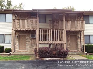 2128 E Belle Ave APT C, Belleville, IL 62221