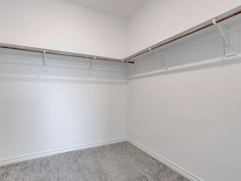 7106 Calvert Cliffs St — Photo 41