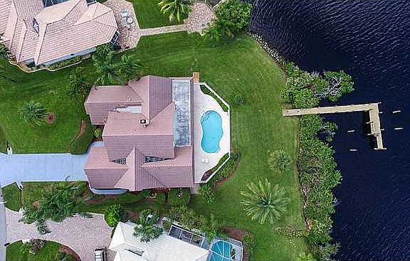 5th image of 3299 SE River Vista Dr