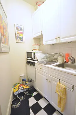 Rented by Compass | media 9