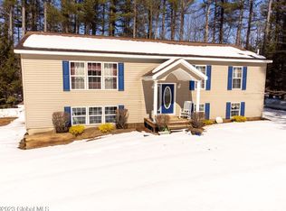 126 N Pinetree Dr, Gloversville, NY 12078