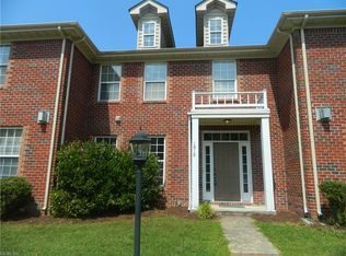 1010 Skiffs Landing Ln, Suffolk, VA 23435