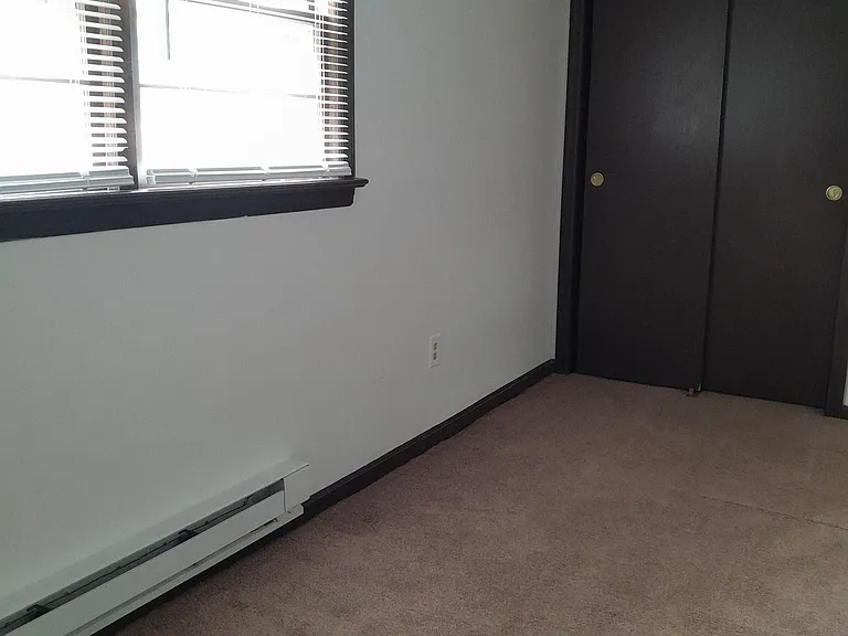 58 Ridge Rd — Photo 2
