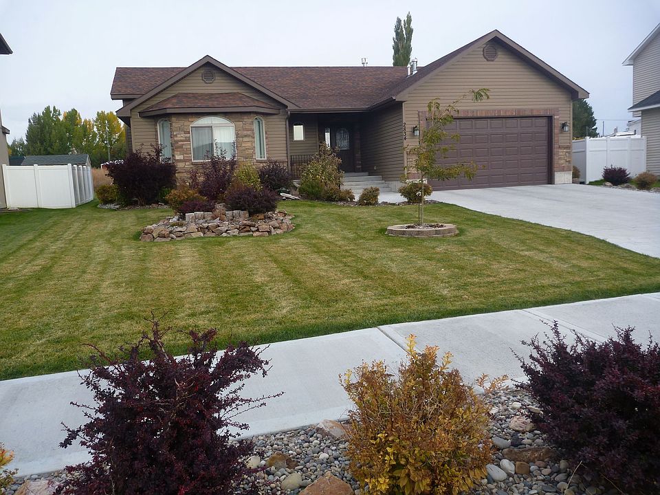Front Yard View in Autumn