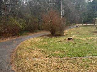 832 Smith Memorial Hwy, Central, SC 29630