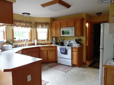 4th image of 4772 Cresswood Dr