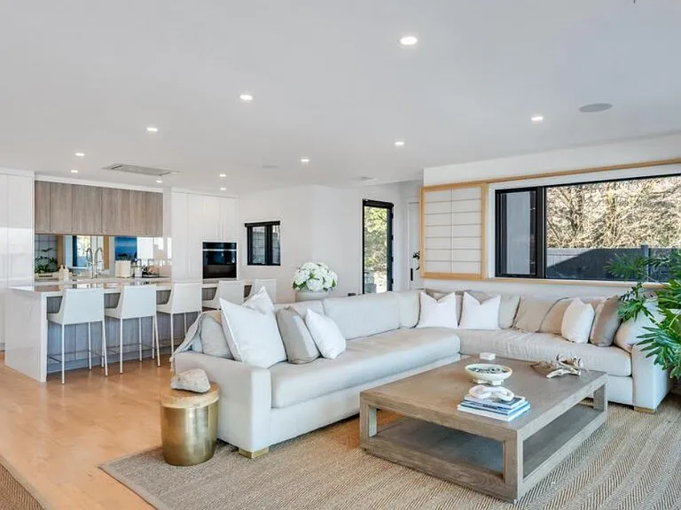 66 Beach Club Ln — Photo 3