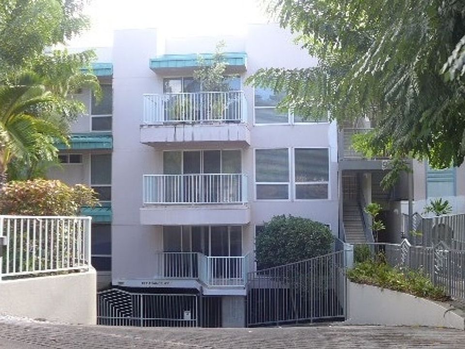 1st image of 949 Prospect St APT 302