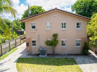 1029 S C St, Lake Worth, FL 33460