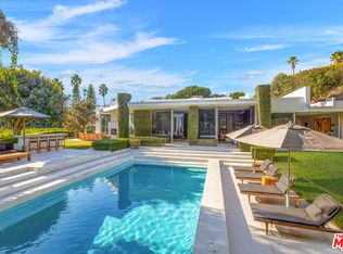 924 N Hillcrest Rd, Beverly Hills, CA 90210