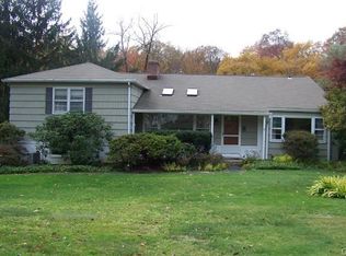 31 Heather Ln, Wilton, CT 06897