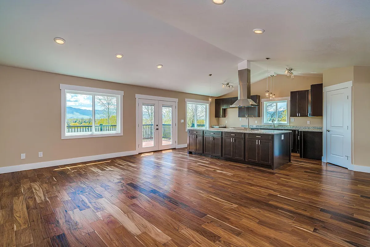 Property Photo - 7140 Buckhorn Ln