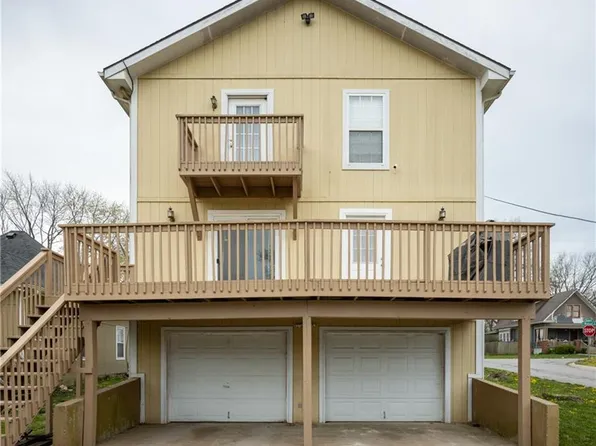 312 Walnut St, Grain Valley, MO 64029