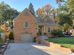 1302 S 61st St, Omaha, NE 68106