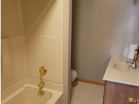 3rd image of 621 Nevada St #B0954897c