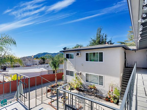 5th image of 3822 Sunset Ave