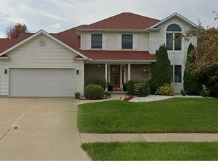 3415 79th St, Moline, IL 61265