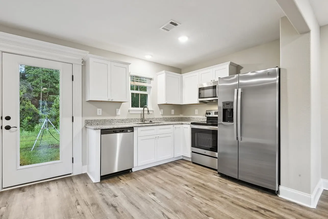 13411 Rene Ave — Photo 1