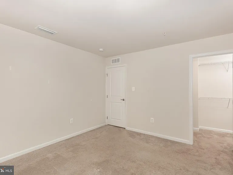 112 Sherman Way — Photo 38