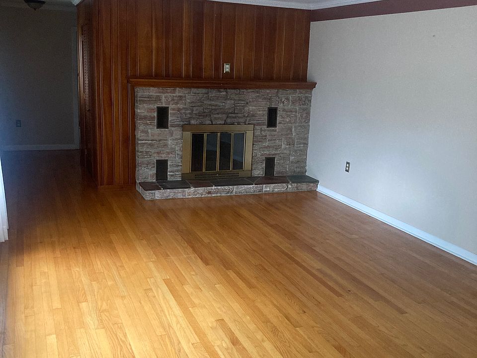 Exterior stone matching fireplace. "Decretive Only"