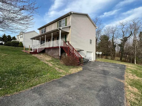 1130 King St #B, Christiansburg, VA 24073