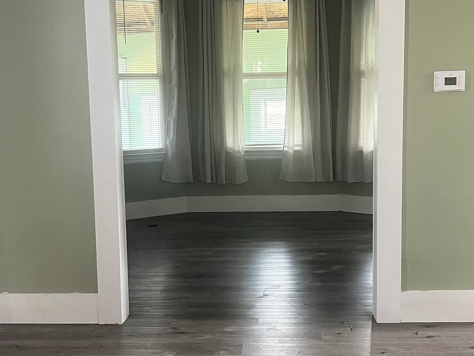 2 bed, 950 sqft, $1,160 — Photo 3