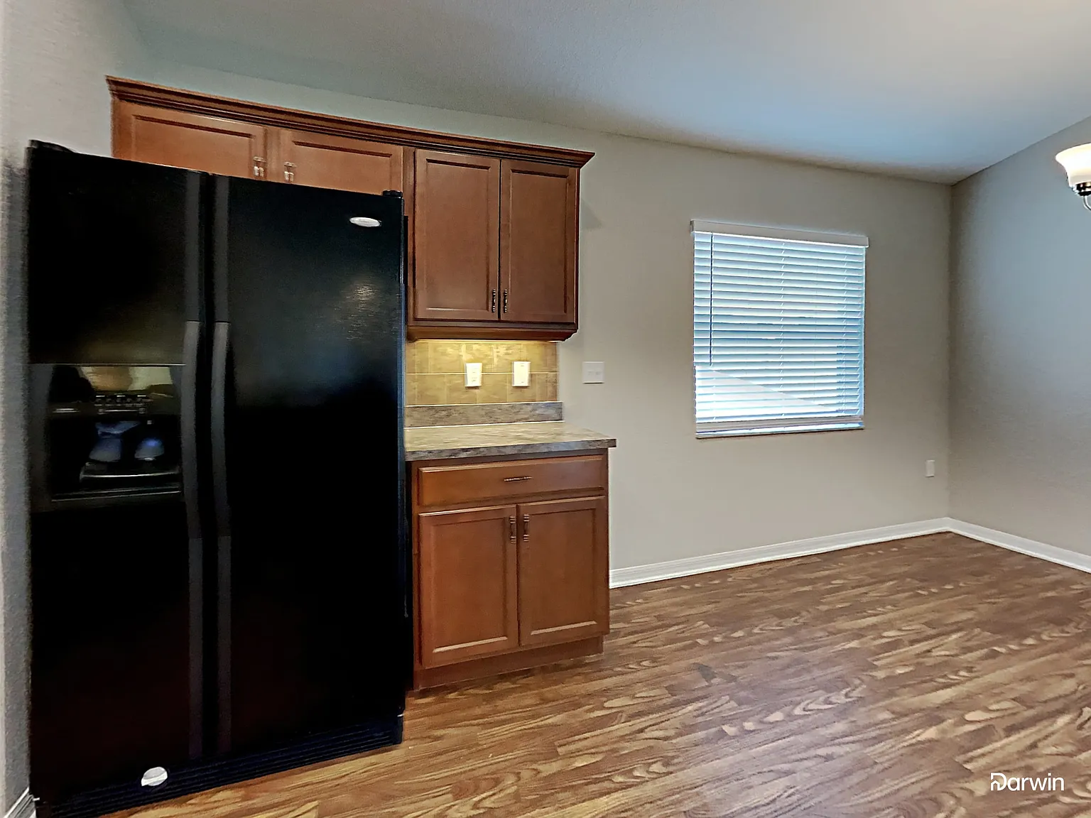 3 bed, 2.0 bath, 1488 sqft, $1,995 — Photo 2