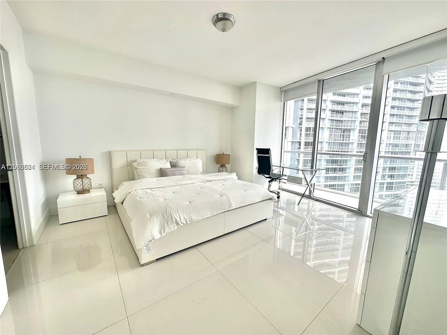 Icon Brickell No Two — Photo 4