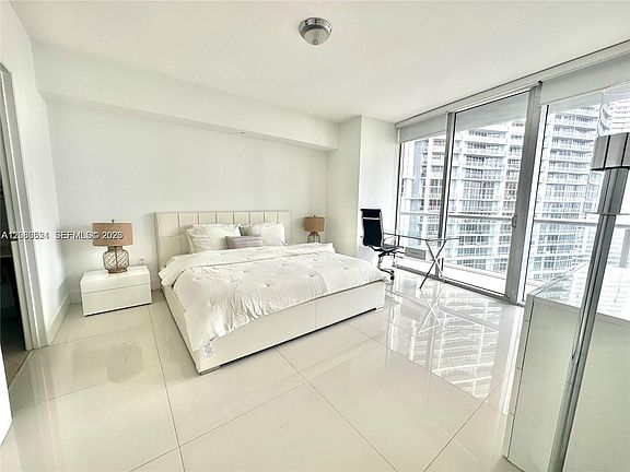 4th image of 495 Brickell Ave APT 2702