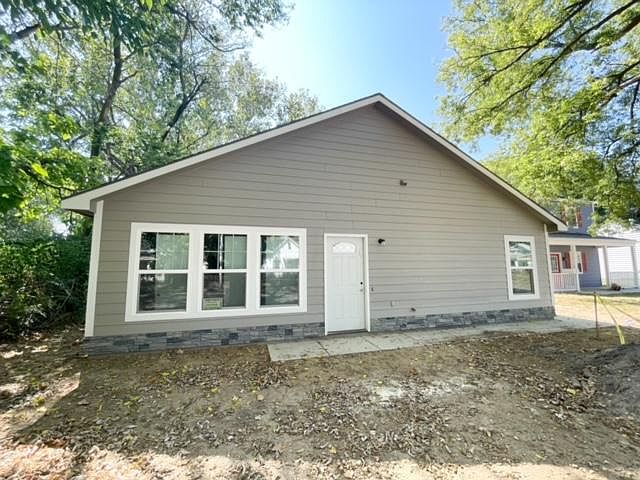 1st image of 1111 Yuma St