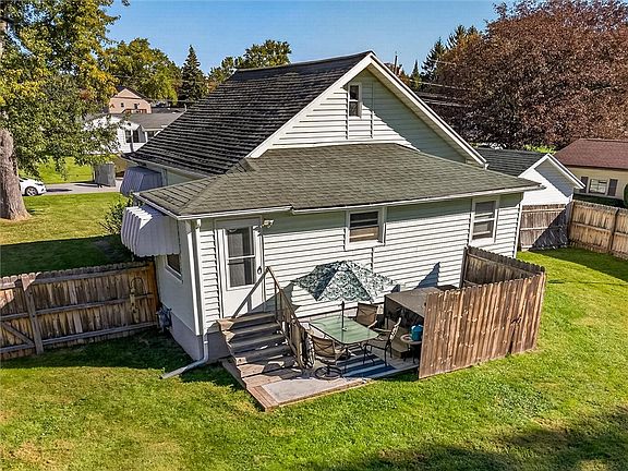 4th image of 91 Midland Dr