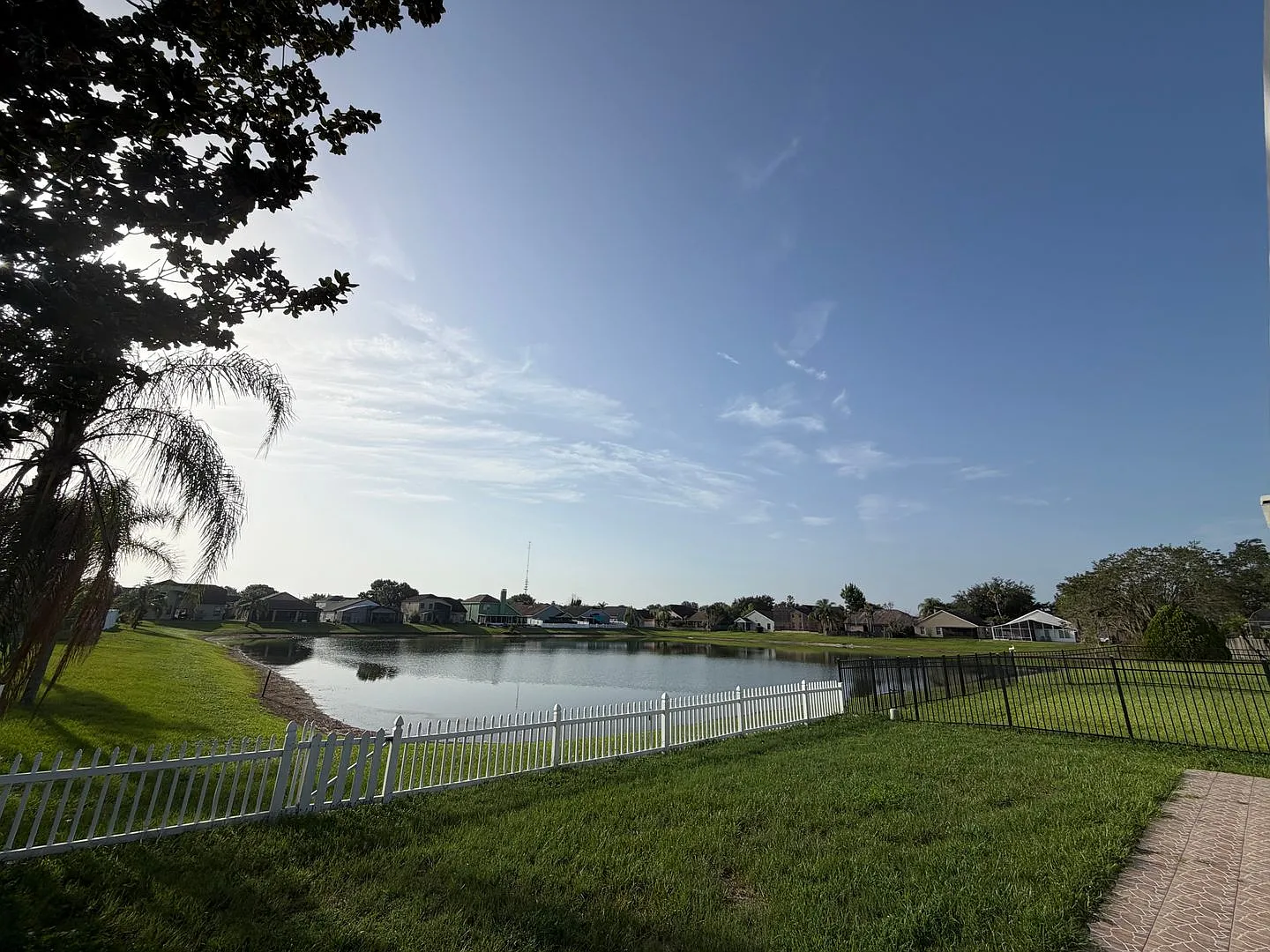 Waterfront 3/2 In River's Pointe - For Rent — Photo 2