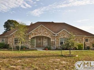 125 Vintage Run Dr, La Vernia, TX 78121
