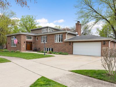 696 Lombardy Ln, Deerfield, IL, 60015