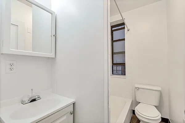 Rented by Pistilli Realty Group | media 12