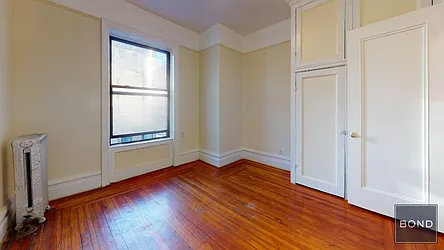 Rented by Bond New York