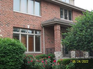 1615 N Raynor Ave #1, Crest Hill, IL 60403