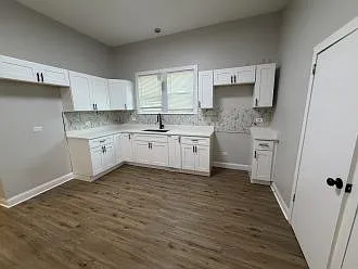 13410 S Brandon Ave #1 — Photo 22