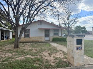 401 Barnett St, Kerrville, TX 78028