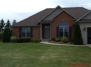 105 Waterford Dr, Bucyrus, OH 44820