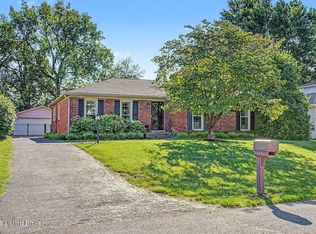2609 Aylesbury Ct, Rolling Hills, KY 40242