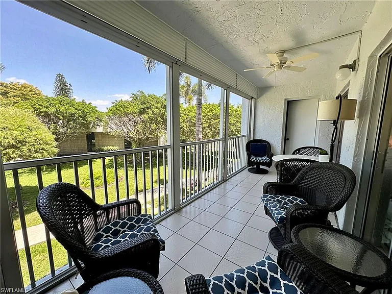 555 Park Shore Dr #B-205 — Photo 30
